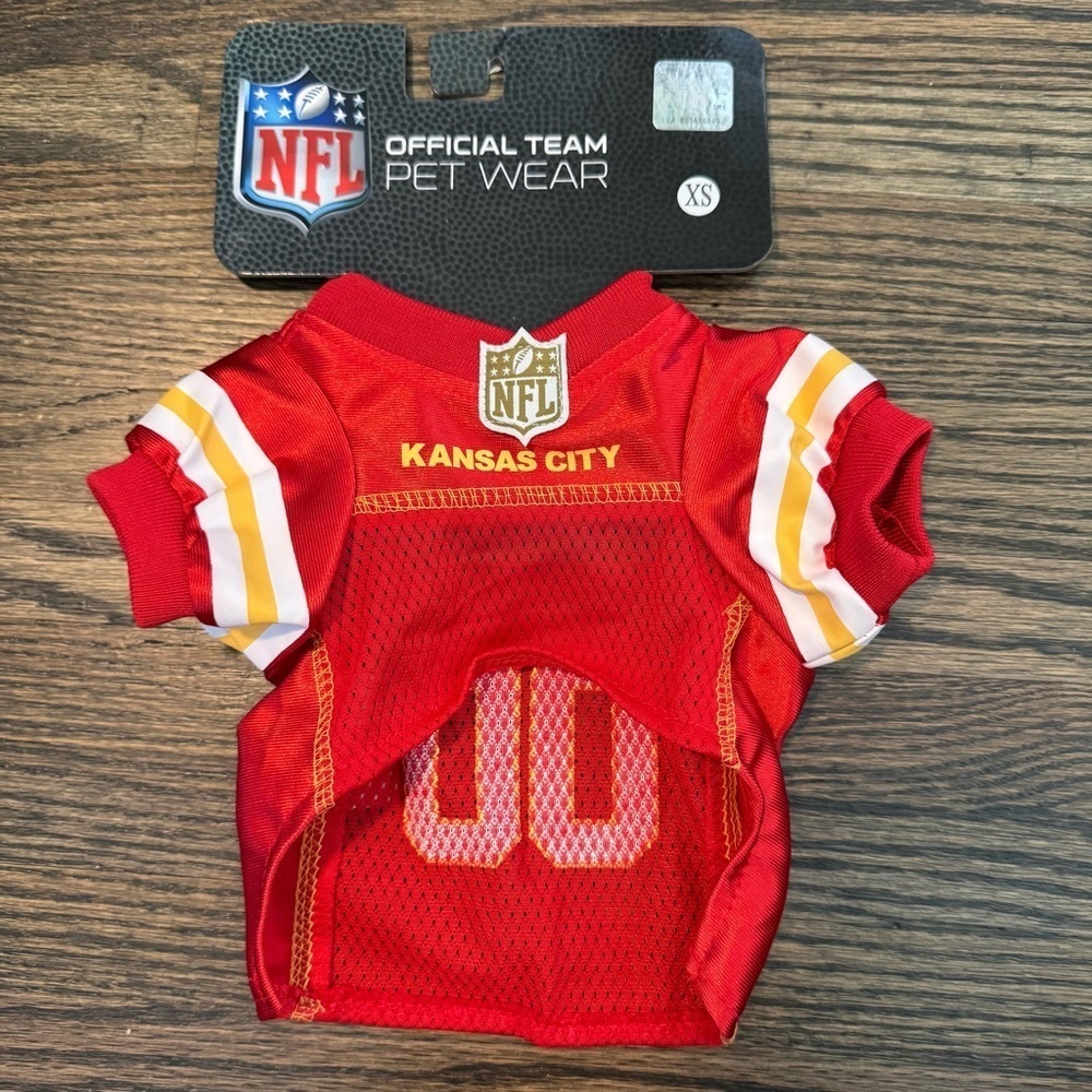 NFL Pet Wear Kansas City Chiefs Dog Mesh Jersey XS NWT - Picture 2 of 3